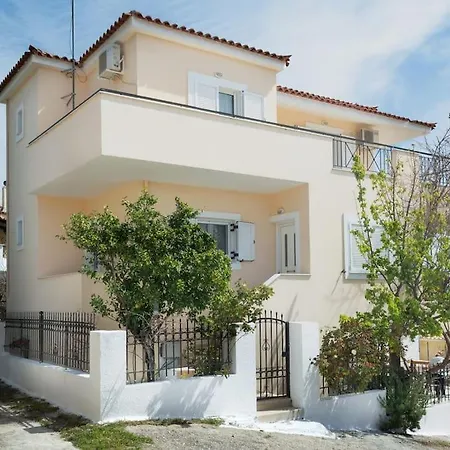 Vakantiehuis Modern Near Ermioni *